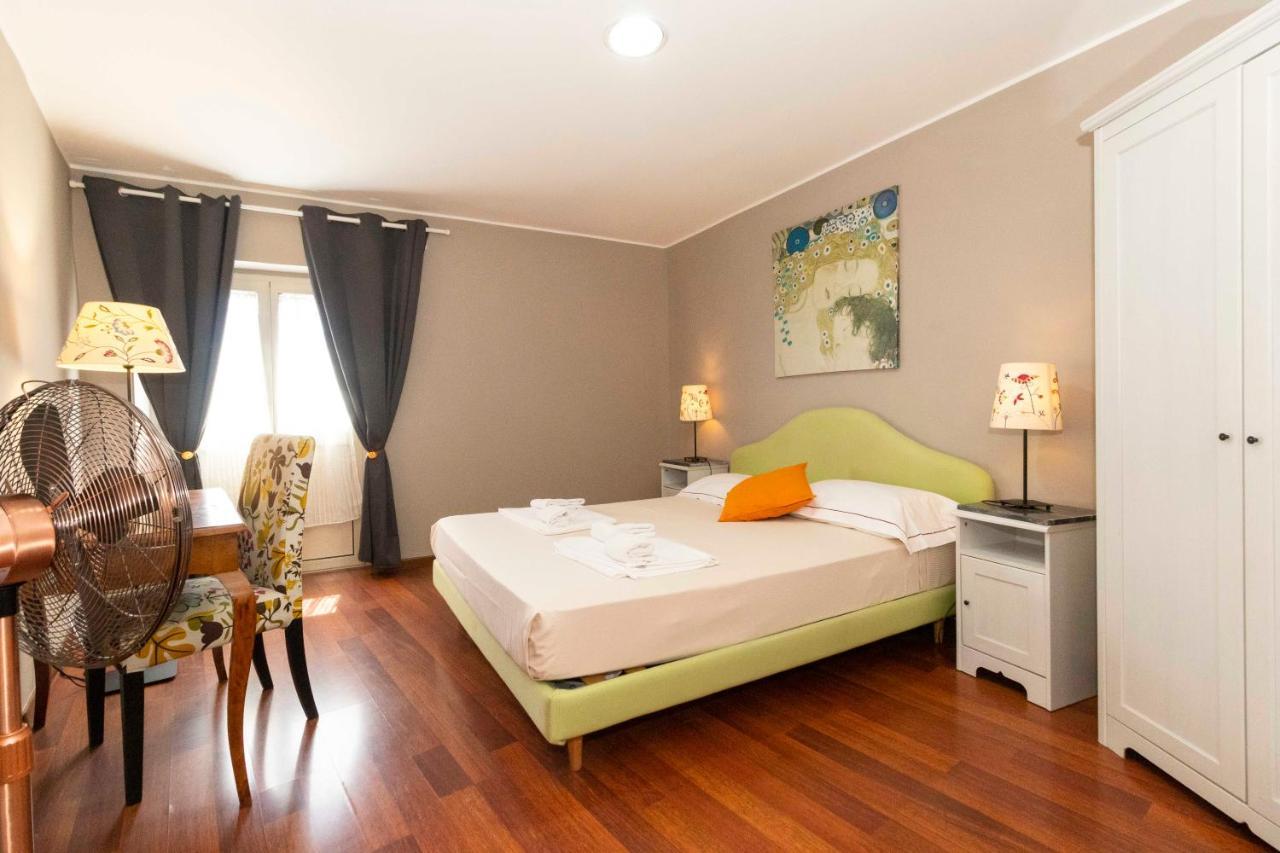 San Salvario Apt With Balcony 토리노 외부 사진