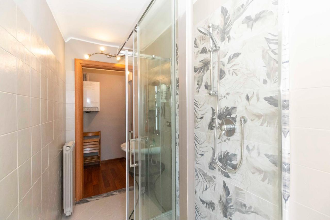 San Salvario Apt With Balcony 토리노 외부 사진